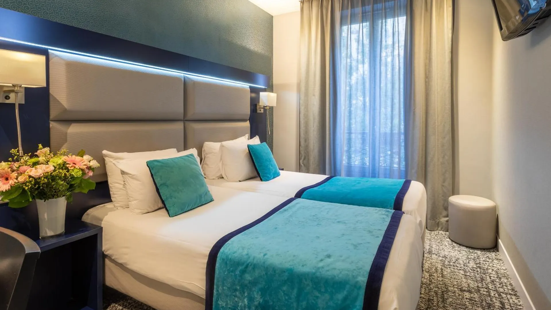 Montmartre Hotel Paris