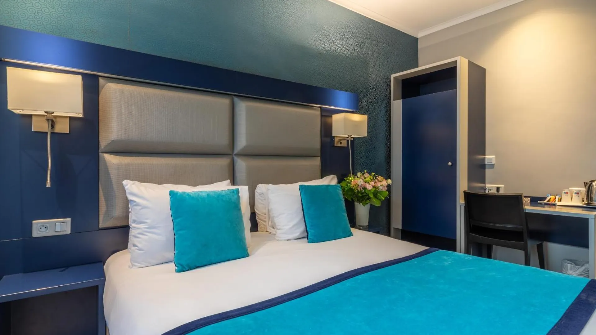 Montmartre Hotel Paris