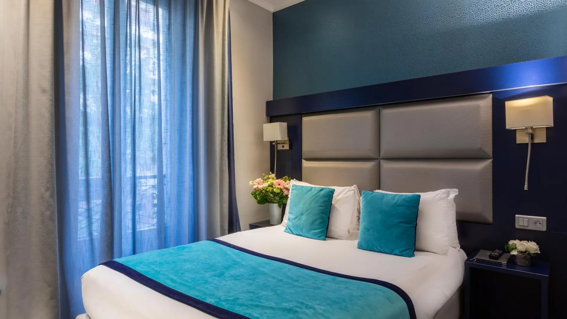 Hotel Montmartre Paris