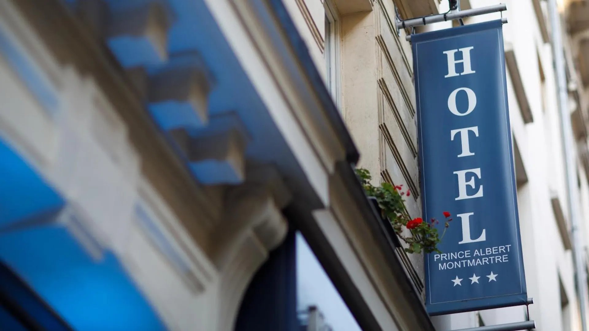 Montmartre Hotel Paris